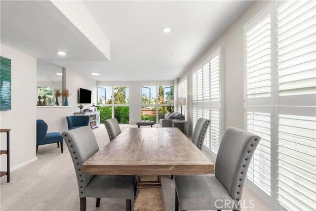 Detail Gallery Image 9 of 47 For 1927 Glendon #301,  Los Angeles,  CA 90025 - 2 Beds | 2 Baths