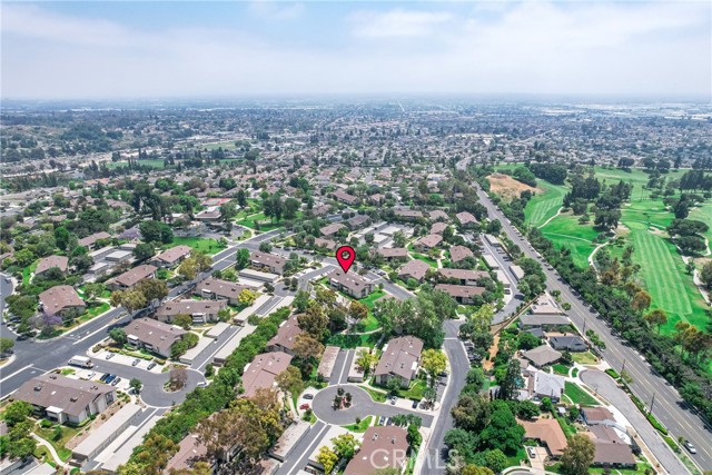 Detail Gallery Image 4 of 42 For 13526 La Jolla Cir #207-D,  La Mirada,  CA 90638 - 2 Beds | 2 Baths