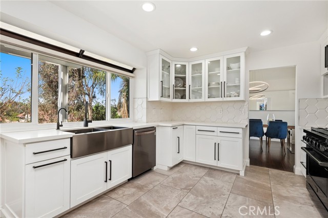 Detail Gallery Image 13 of 46 For 5099 Vista Del Amigo, Yorba Linda,  CA 92886 - 4 Beds | 3 Baths