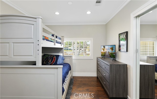 2279 W Falmouth Avenue, Anaheim CA: https://media.crmls.org/medias/2cfac317-6896-4e5b-9492-84919e43462b.jpg