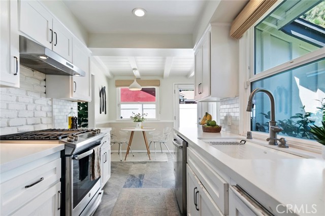 3 Bed Home for Sale in Sherman Oaks, California