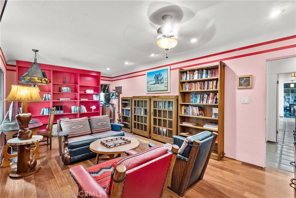 1521 N Columbus Avenue Glendale img 25