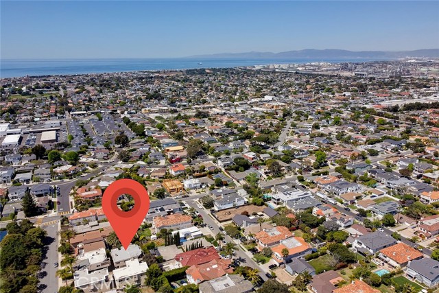 In the heart of Manhattan Beach