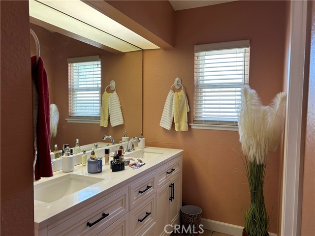 Detail Gallery Image 15 of 26 For 11711 Old Ranch Rd., Victorville,  CA 92392 - 4 Beds | 2 Baths