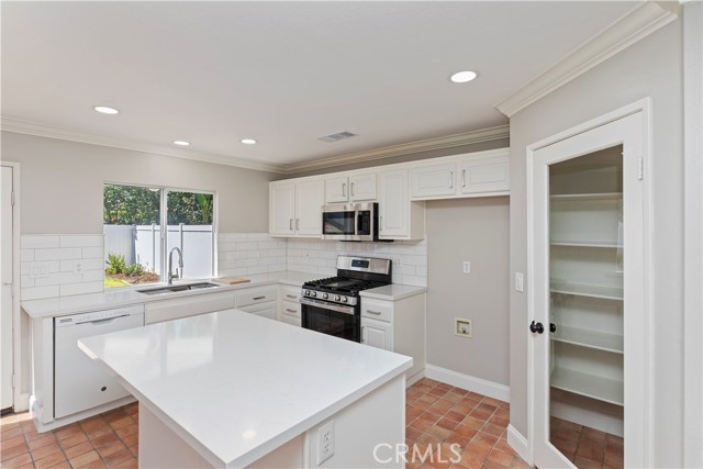 Detail Gallery Image 20 of 60 For 3348 Redport Dr, Corona,  CA 92881 - 4 Beds | 2/1 Baths