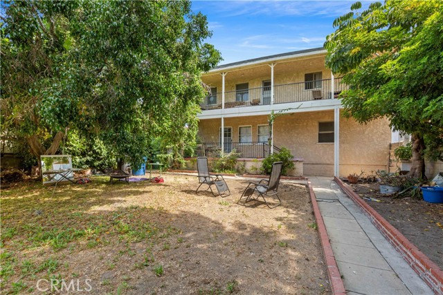 1037 Alpine Street, Los Angeles CA: https://media.crmls.org/medias/2cfed369-9b67-4469-b28b-72afacc7bfad.jpg