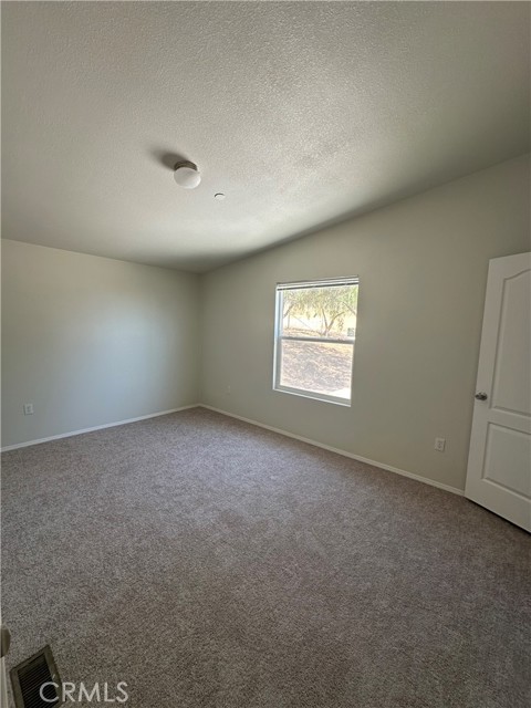 Detail Gallery Image 13 of 19 For 26201 State Highway 74, Perris,  CA 92570 - 4 Beds | 2 Baths