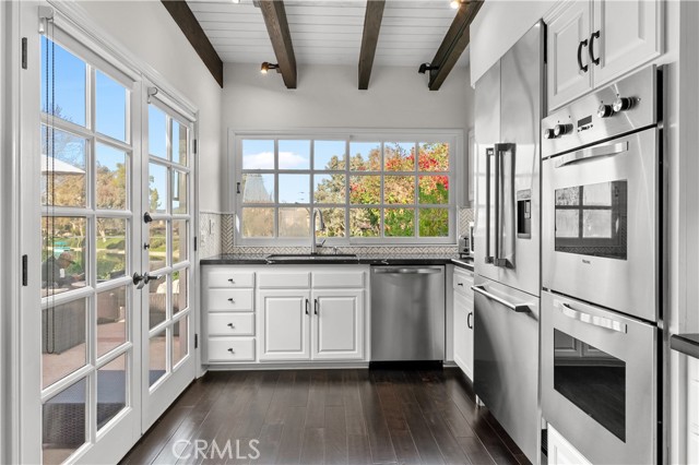 Detail Gallery Image 7 of 29 For 4420 Park Jazmin, Calabasas,  CA 91302 - 3 Beds | 3 Baths