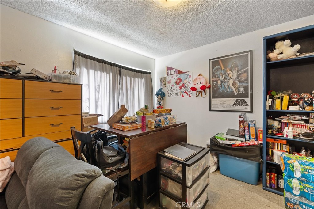 MLS #DW25110570 img 19