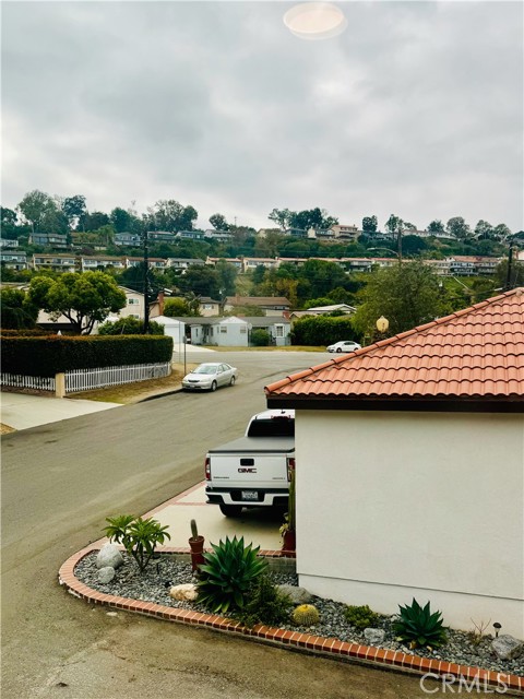 24263 Los Codona Avenue, Torrance, California 90505, ,1 BathroomBathrooms,Residential Lease,For Rent,Los Codona,PV26093378