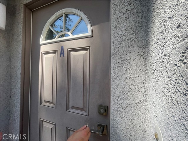 Image 4 of 9 For 112 Primrose Avenue