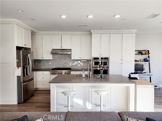 Detail Gallery Image 6 of 16 For 109 Tritone, Irvine,  CA 92602 - 3 Beds | 2/1 Baths