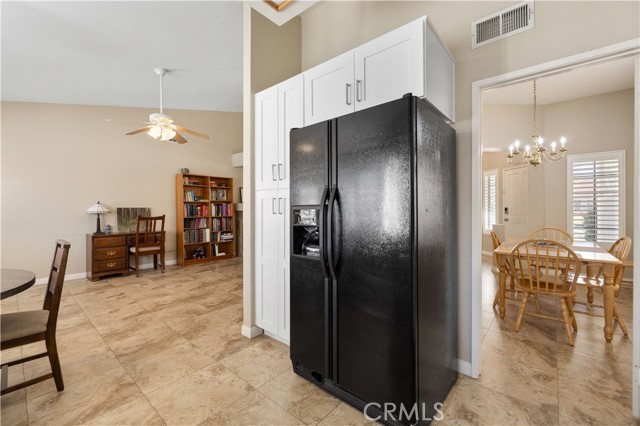 Detail Gallery Image 11 of 31 For 44239 Fenner, Lancaster,  CA 93536 - 3 Beds | 2 Baths