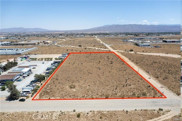 10399 C Avenue, Hesperia CA: https://media.crmls.org/medias/2d02d0cf-9acb-470e-bde6-4245353c939e.jpg