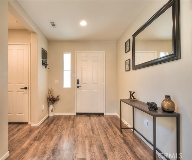 29428 Bamboo Court, Winchester CA: https://media.crmls.org/medias/2d0302a0-6041-4a2e-9ea1-581052ebfcaa.jpg