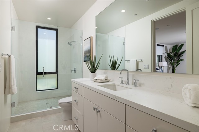 Detail Gallery Image 41 of 65 For 4539 Fairfield Dr, Corona Del Mar,  CA 92625 - 5 Beds | 5/2 Baths