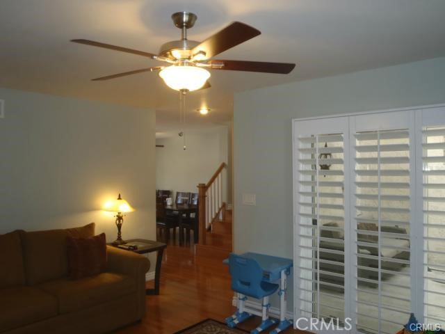 11459 Shippigan Way, Cypress CA: https://media.crmls.org/medias/2d0423ec-86f3-448b-82b2-1d1542371b2d.jpg