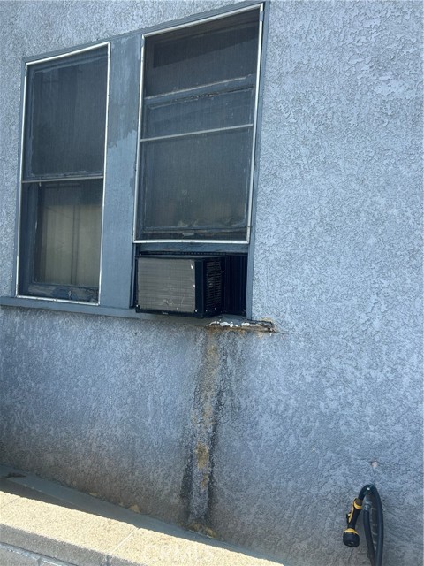 3878 E 1st Street, Los Angeles CA: https://media.crmls.org/medias/2d0569b1-f8a2-4ce7-b7b2-8e7b5785889f.jpg