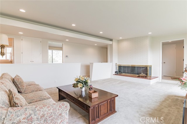 4 Harbor Sight Drive, Rolling Hills Estates, California 90274, 3 Bedrooms Bedrooms, ,2 BathroomsBathrooms,Residential,Sold,Harbor Sight,PW21226971