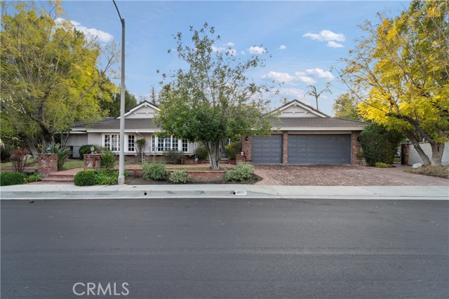6011 Paseo La Vista, Woodland Hills CA: https://media.crmls.org/medias/2d05d497-1414-40e0-9951-0f4b1cb7d1a6.jpg