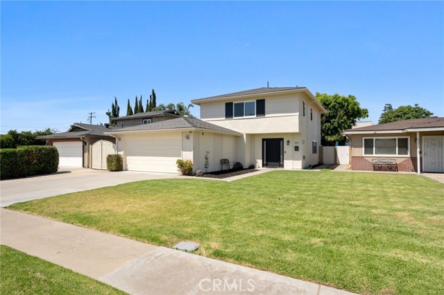 805 S Plymouth Place, Anaheim CA: https://media.crmls.org/medias/2d05defb-8a0e-43c3-86af-5540281e41a6.jpg