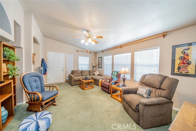 Detail Gallery Image 7 of 52 For 22241 Nisqually Rd #71,  Apple Valley,  CA 92308 - 3 Beds | 2 Baths