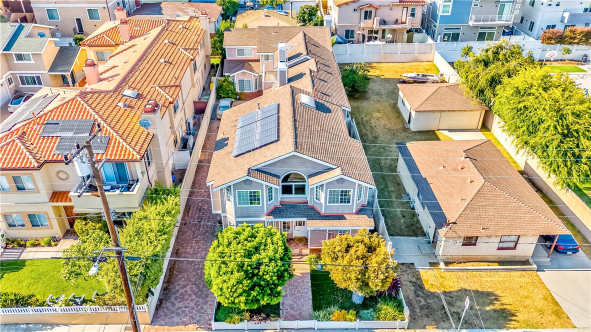 1909 Pullman Lane, Redondo Beach, California 90278, 4 Bedrooms Bedrooms, ,2 BathroomsBathrooms,Residential,Sold,Pullman,SB24156172