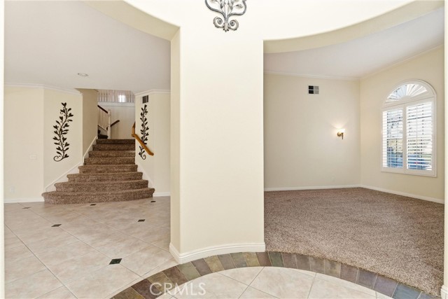 Detail Gallery Image 4 of 59 For 22385 Hayworth Ct, Corona,  CA 92883 - 4 Beds | 2/1 Baths