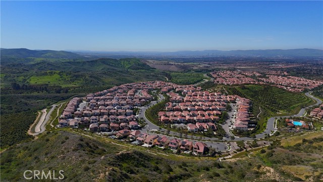 149 Somera, Irvine CA: https://media.crmls.org/medias/2d0789c7-bf4d-48c3-a406-5d5f350cc93b.jpg