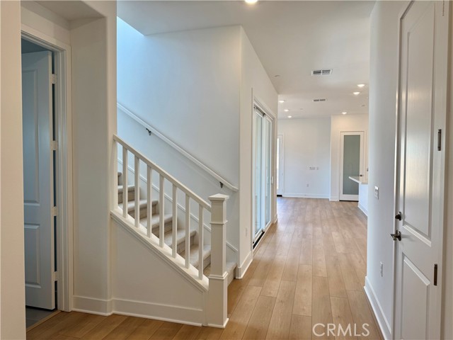 Detail Gallery Image 5 of 24 For 109 Trask, Irvine,  CA 92618 - 4 Beds | 4 Baths