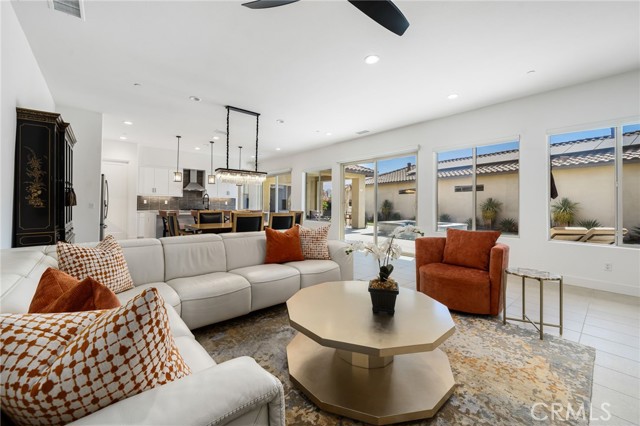 80241 Champions Way, La Quinta CA: https://media.crmls.org/medias/2d086322-ae3d-4509-be09-8216b87bbbe2.jpg