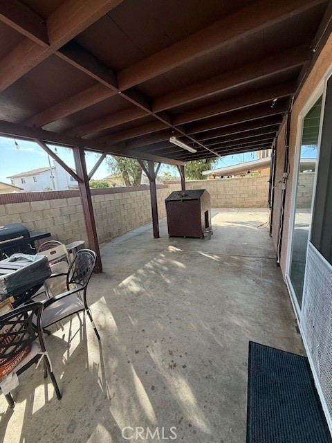 Detail Gallery Image 7 of 13 For 1455 Remembrance Dr, Perris,  CA 92571 - 4 Beds | 2/1 Baths