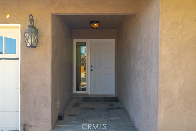 Detail Gallery Image 14 of 58 For 30205 Channel Way, Canyon Lake,  CA 92587 - 3 Beds | 2 Baths