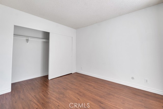 20155 Keswick Street, Winnetka CA: https://media.crmls.org/medias/2d08de88-ac27-4115-ae80-53f3290e8fe3.jpg