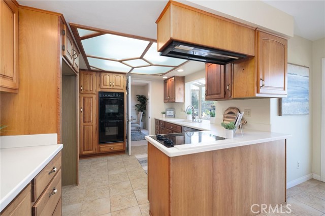 28737 Doverridge Drive, Rancho Palos Verdes, California 90275, 5 Bedrooms Bedrooms, ,1 BathroomBathrooms,Residential,Sold,Doverridge,PV24200538