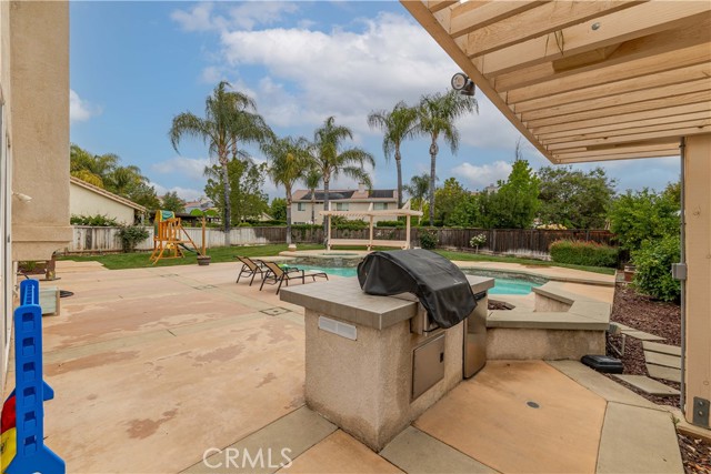 24520 Calle Estancia, Murrieta CA: https://media.crmls.org/medias/2d0a4132-133b-4bef-ab4c-6d436c6e3684.jpg