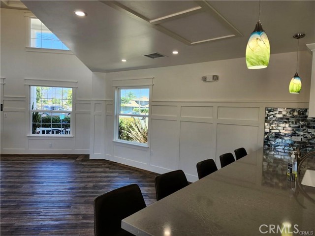 8195 Pawtucket Drive, Huntington Beach CA: https://media.crmls.org/medias/2d0b6f59-14b4-4a1c-8b4a-bae50d89b615.jpg