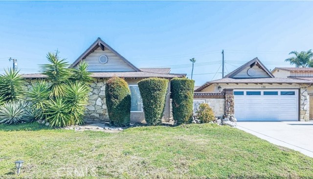 Detail Gallery Image 1 of 24 For 136 N Tiana Ln, Anaheim Hills,  CA 92807 - 4 Beds | 3 Baths