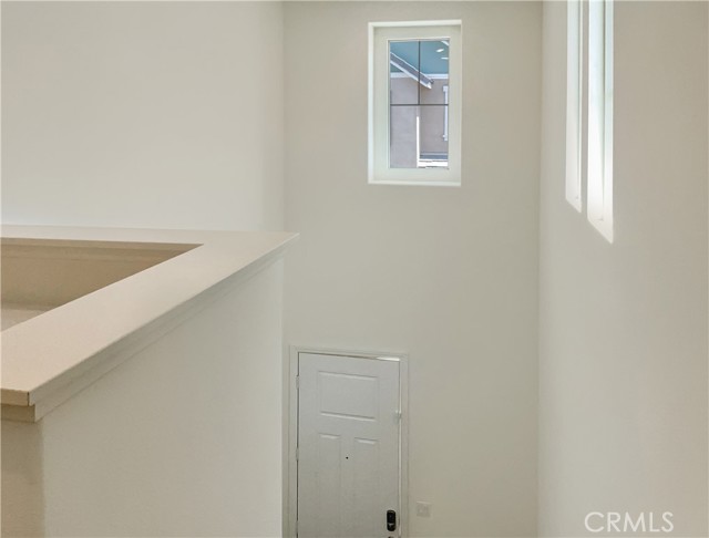 Detail Gallery Image 11 of 18 For 16523 Monteviejo St, Fontana,  CA 92336 - 3 Beds | 2/1 Baths