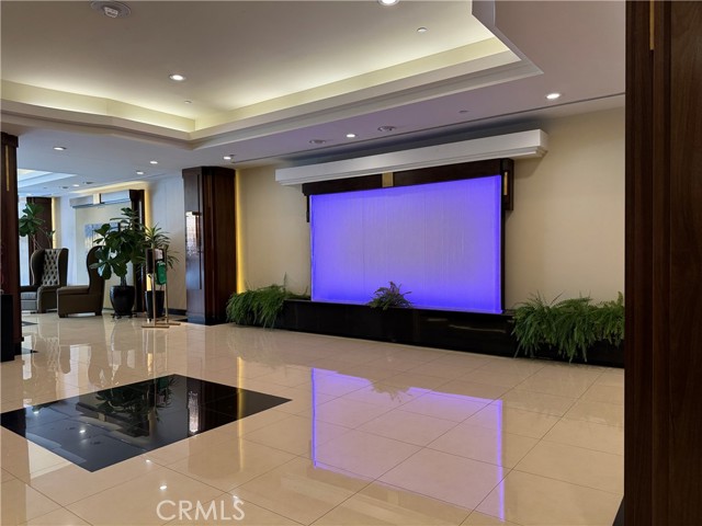 Detail Gallery Image 8 of 68 For 345 Pioneer Dr Ph5,  Glendale,  CA 91203 - 2 Beds | 2 Baths