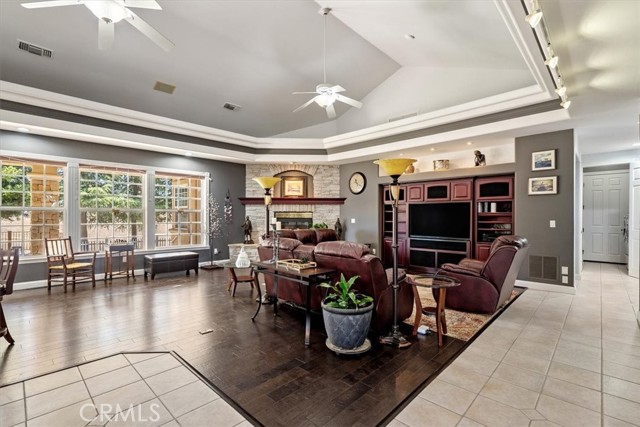 1226 Kapareil Lane, Paso Robles CA: https://media.crmls.org/medias/2d0d0906-7afe-466b-bedf-97e341b40fad.jpg