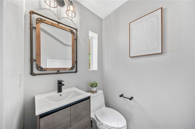 Detail Gallery Image 19 of 41 For 311 Nimbus, Tustin,  CA 92782 - 3 Beds | 2/1 Baths