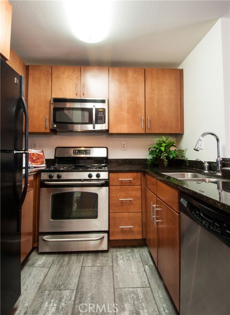 8300 Manitoba Street, Playa del Rey CA: https://media.crmls.org/medias/2d0d5644-384c-42af-a7c7-db54a367b98c.jpg