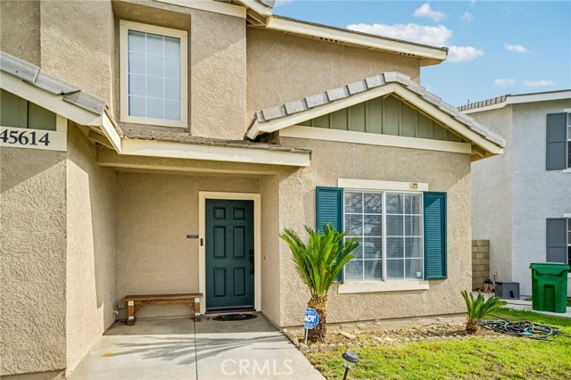 Detail Gallery Image 3 of 29 For 45614 Barham, Lancaster,  CA 93534 - 3 Beds | 2/1 Baths
