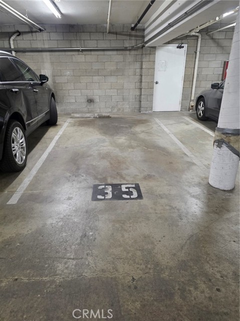 Detail Gallery Image 34 of 36 For 4558 Willis #114,  Sherman Oaks,  CA 91403 - 2 Beds | 2 Baths