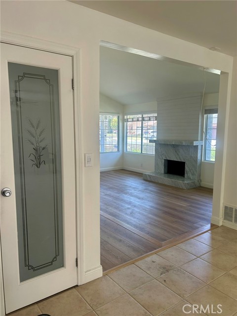 3964 Hibbert Court, Simi Valley CA: https://media.crmls.org/medias/2d0dfd20-bf76-4fac-8fa9-6b1420fe47c7.jpg