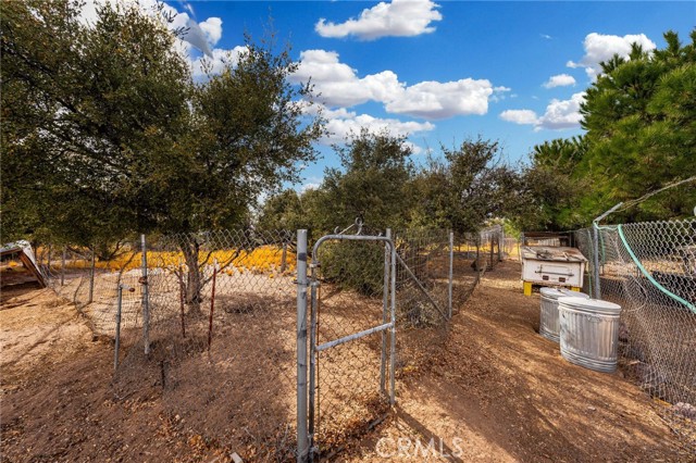 Detail Gallery Image 40 of 65 For 9975 Mesquite, Oak Hills,  CA 92344 - 3 Beds | 2 Baths