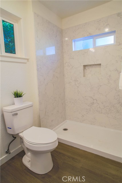 Detail Gallery Image 11 of 30 For 1615 Minturn St, Alameda,  CA 94501 - 2 Beds | 1/1 Baths
