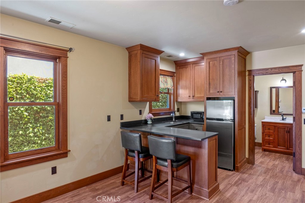 2d0f218e C60f 4e34 B1f7 E51a5eb93445