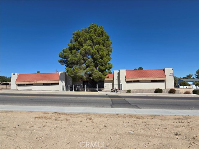 Image 1 of 16 For 16534 Victor Street